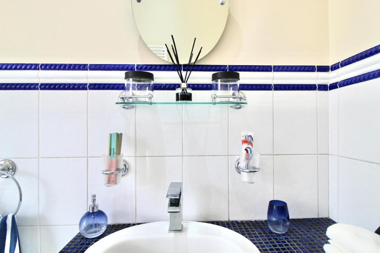 The Apartment At Athol House Londra Esterno foto